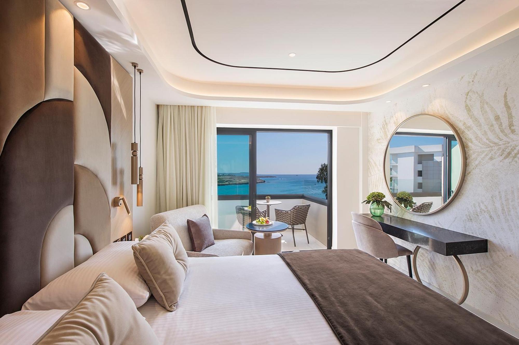فندق أدامز بيتش أيا نابا المظهر الخارجي الصورة Deluxe Seafront Room