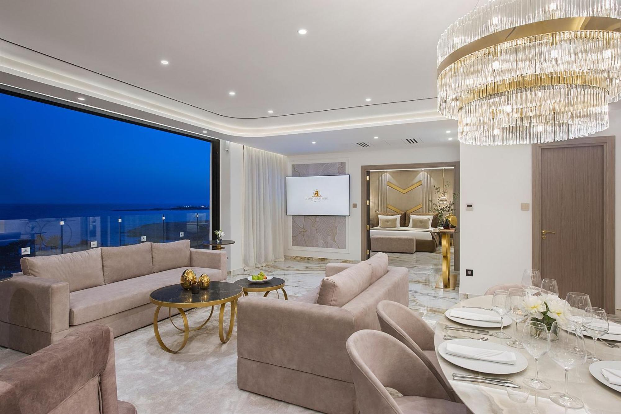 فندق أدامز بيتش أيا نابا المظهر الخارجي الصورة Presidential Suite